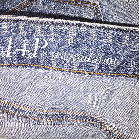 LOFT ORGINAL BOOT CUT LIGHT WASH DENIUM JEANS WOMENS SIZE 14 PETITE - Picture 3 of 6